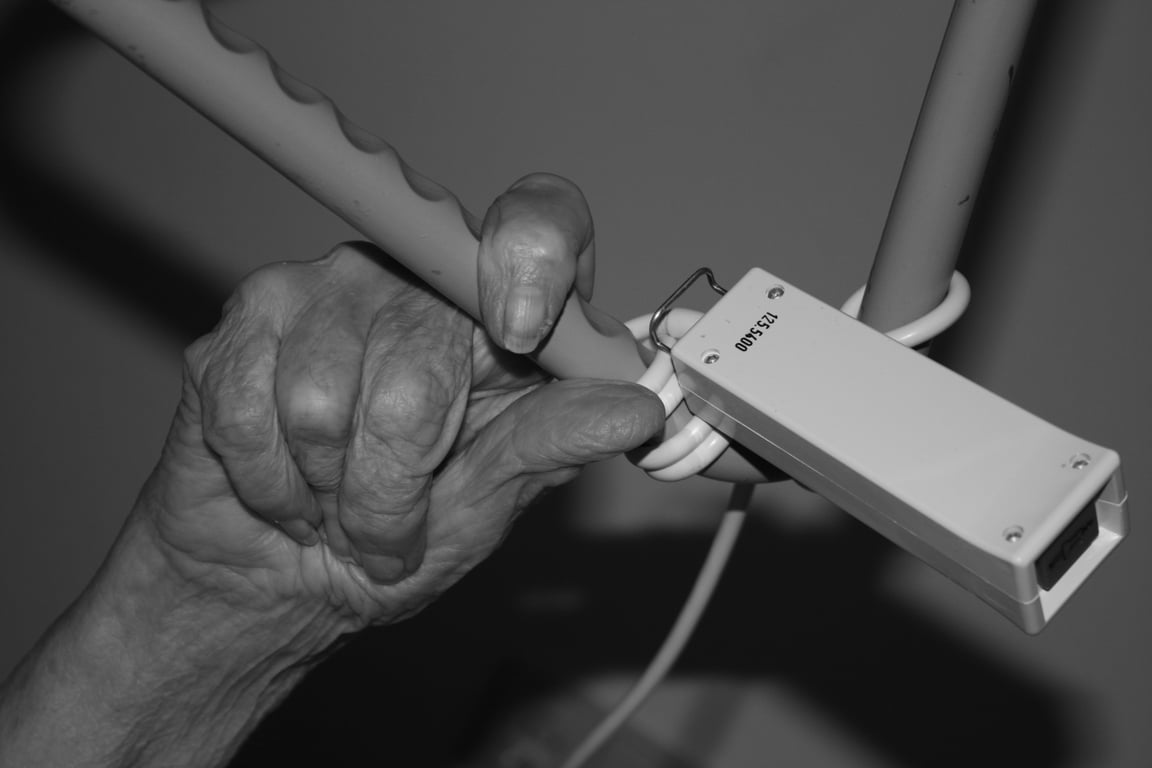 senior home safety grab bars