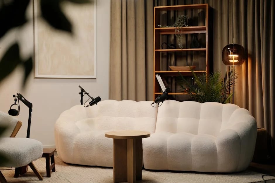 ALT: "Close-up of a robust mic arm clamp attached to a wooden desk, highlighted in 'The Best Mic Arms of 2025 You Need to Know Now!'"