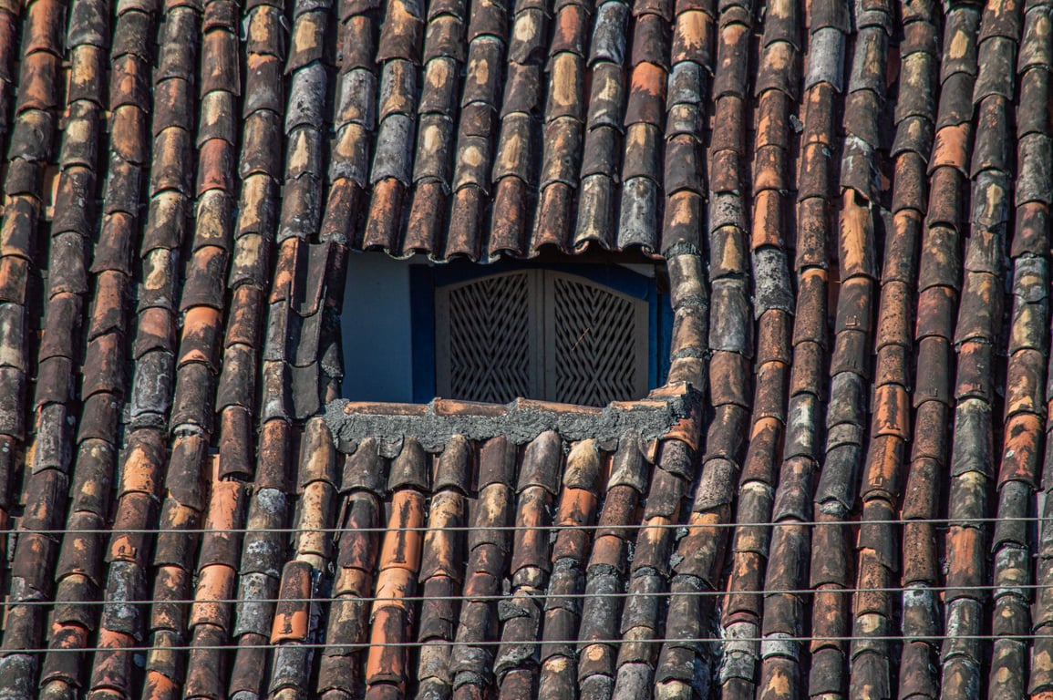 Tile Roof Repair Near Me: How to Find a Qualified Local Contractor