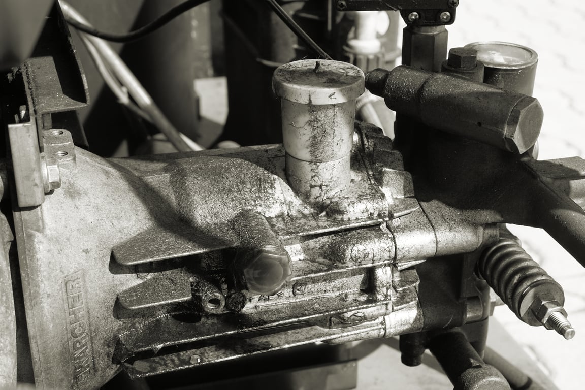 RV winterizing air compressor