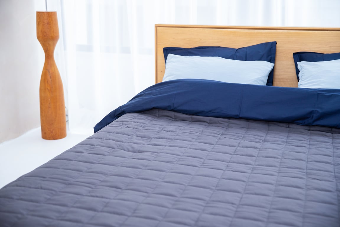 RV bedroom mattress platform