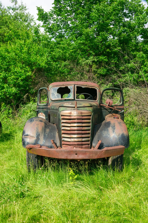 pickup truck towing RV trailer