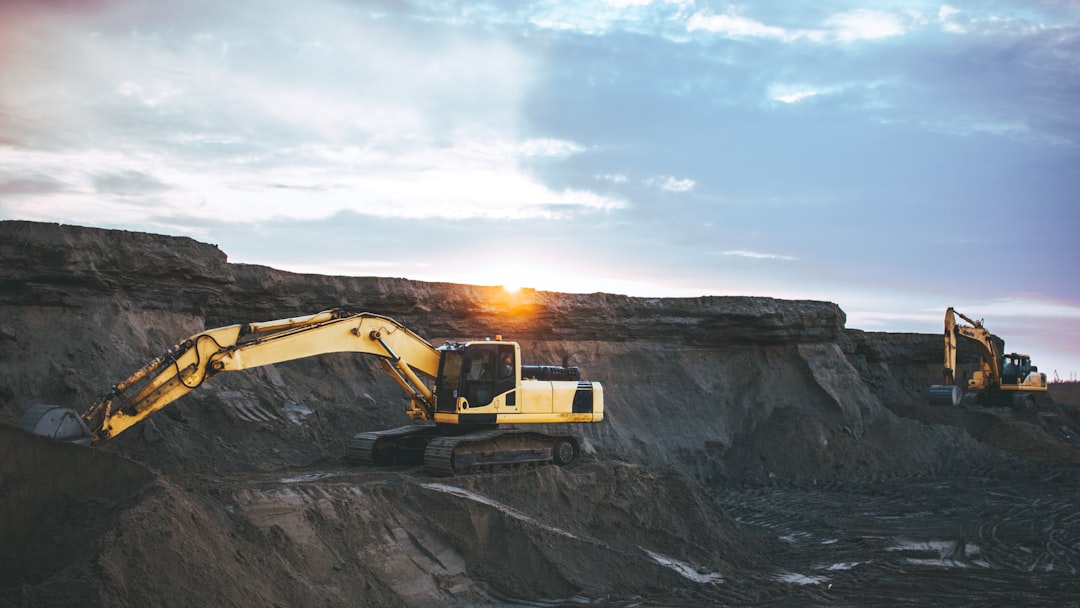 Cat Equipment: A Contractor’s Guide to Buying, Running, and Maintaining Your Fleet