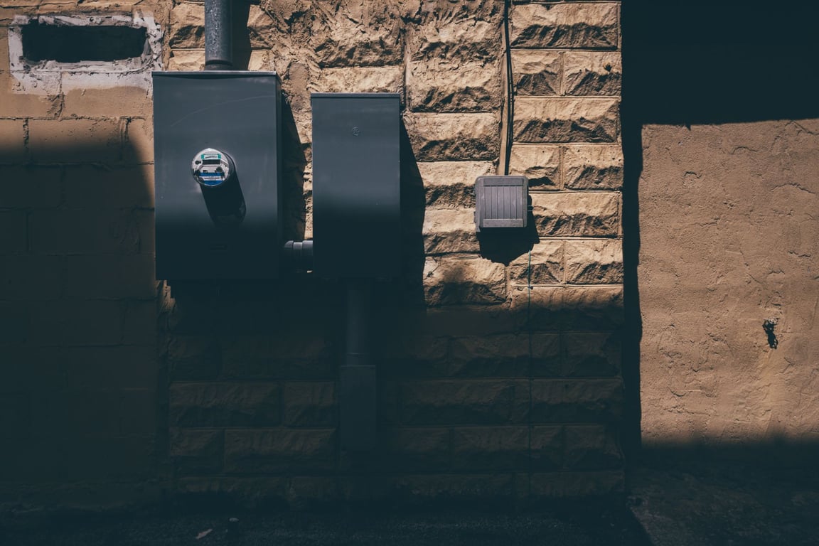 How to Install an Electric Car Charger at Home: Electrical Requirements and Key Decisions