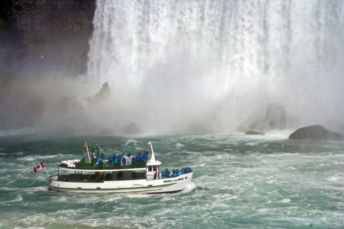 Maid of the Mist Niagara Falls