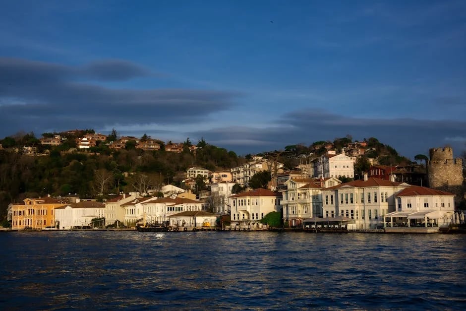 Image describing Top 10 Luxury Mansions You Must See in 2025!