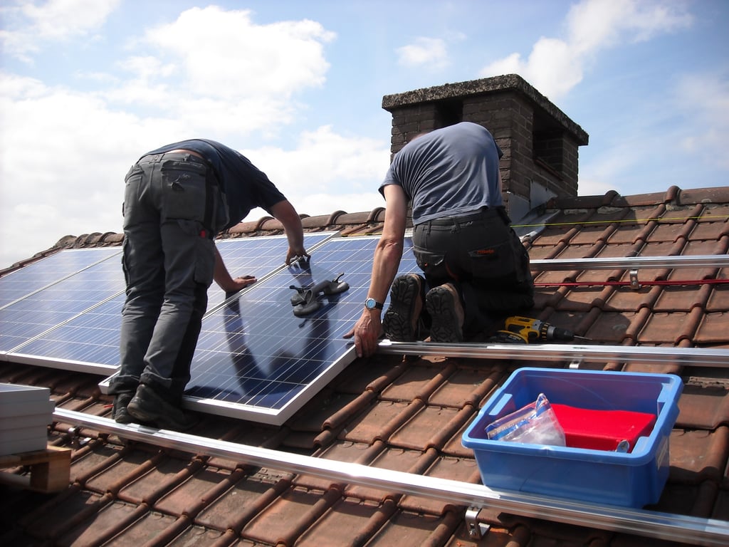 residential rooftop solar panels