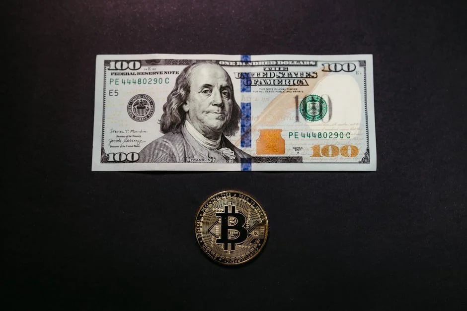 Image describing Chase Sapphire Preferred vs Amex Gold Best Now in 2026?