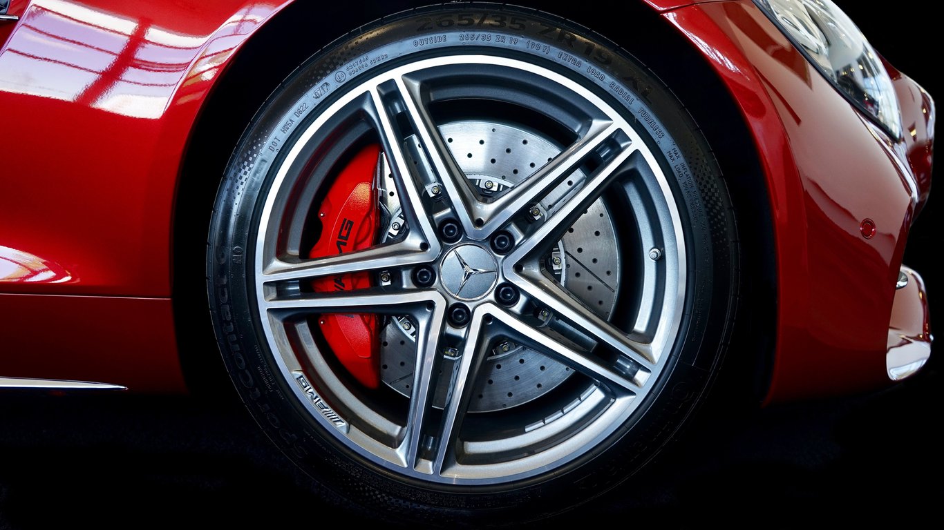 car tyre sidewall