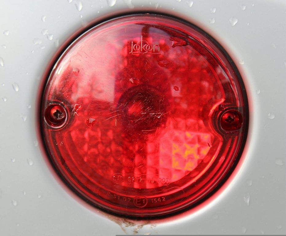 trailer brake lights