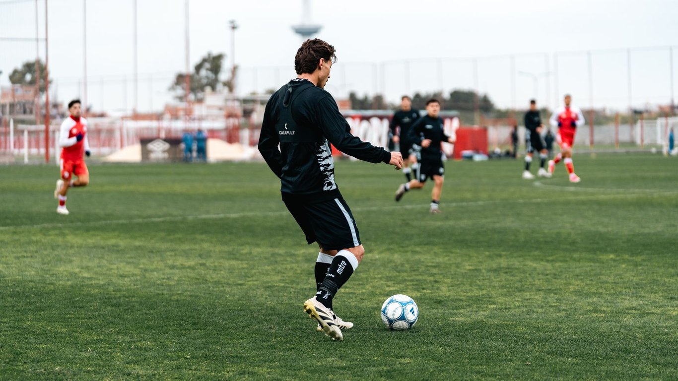 Travel Soccer Near Me: Find Your Next MLS Matchday Adventure
