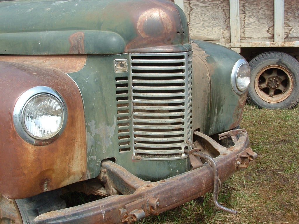 pickup truck towing travel trailer