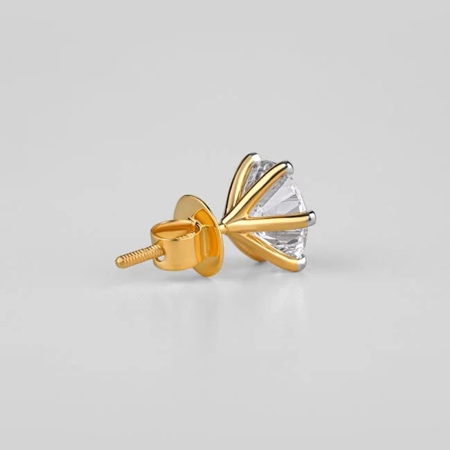 Image describing How to Win Pyramid Solitaire Fast in 2026 7 Proven Tips?