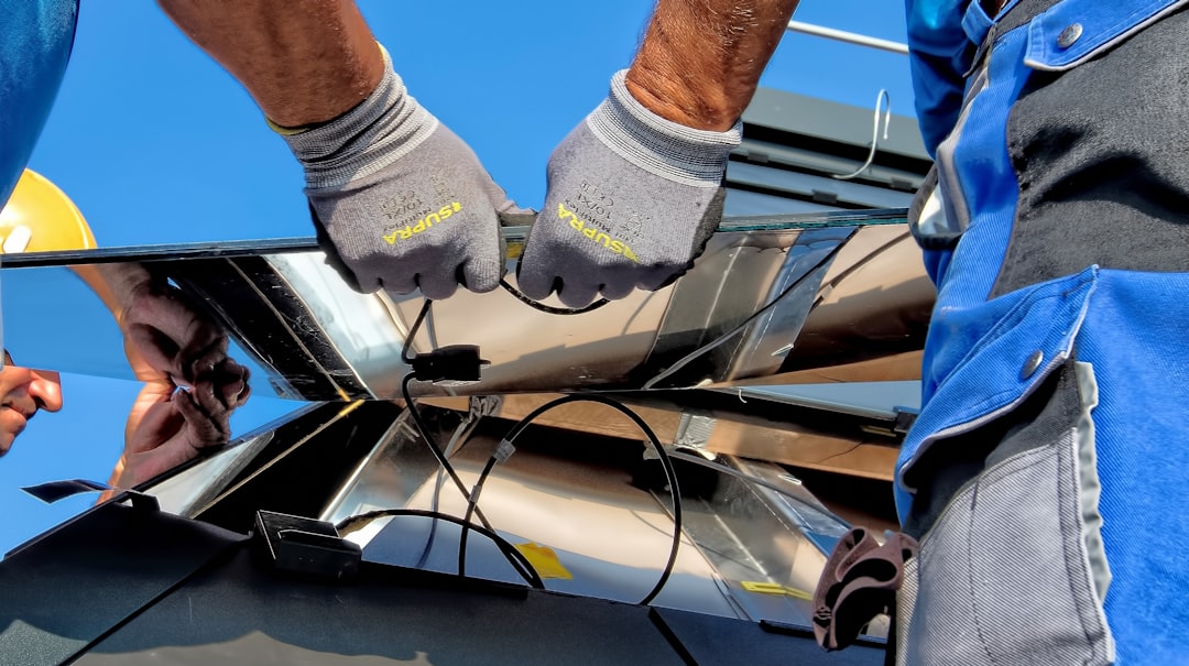 Solar Repair Near Me: How to Find a Qualified Local Technician