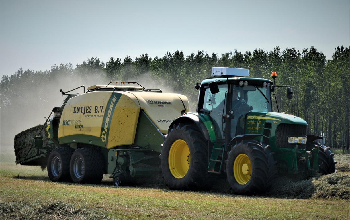 John Deere compact track loader