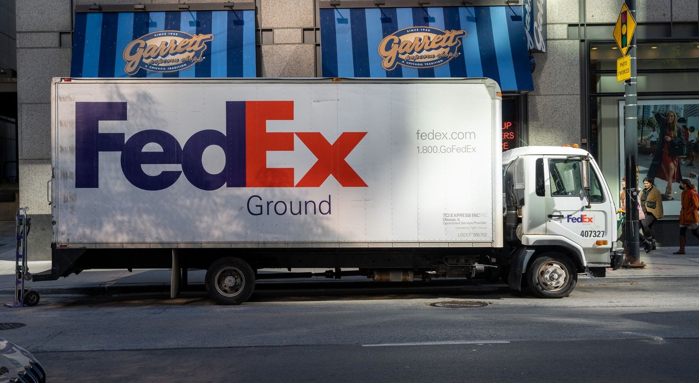 Commercial Budget Truck Rental: How to Control Costs Without Undersizing Your Fleet