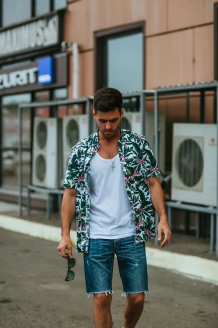 Image describing How to Nail the Best Casual Look for Men in 2026 Fast?
