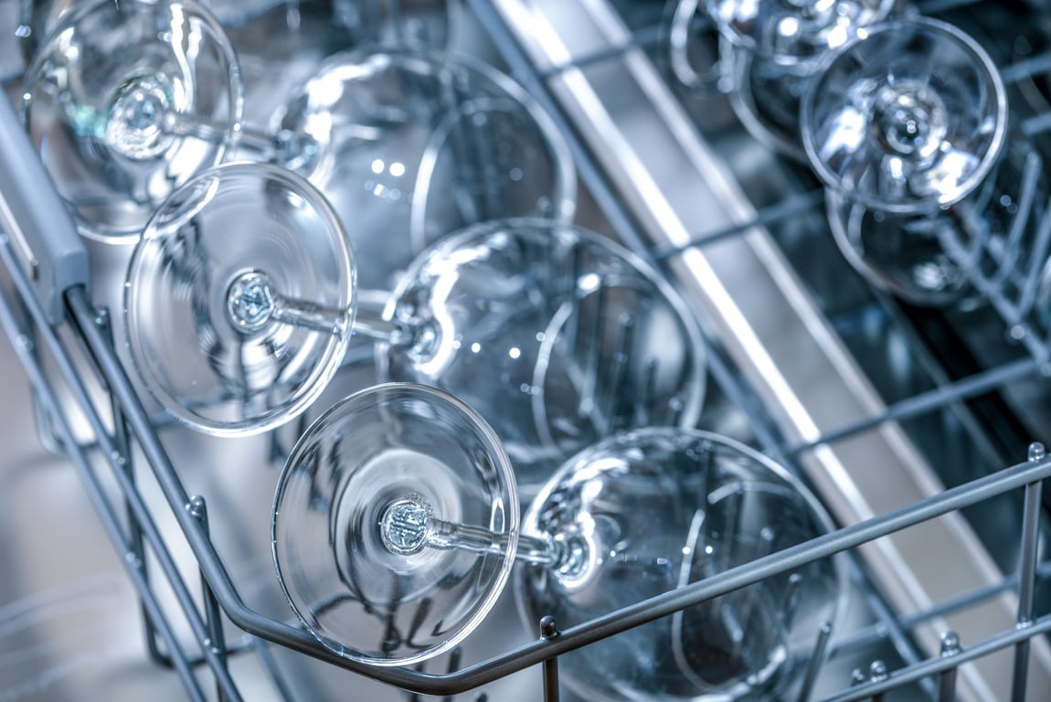 professional house cleaning kitchen