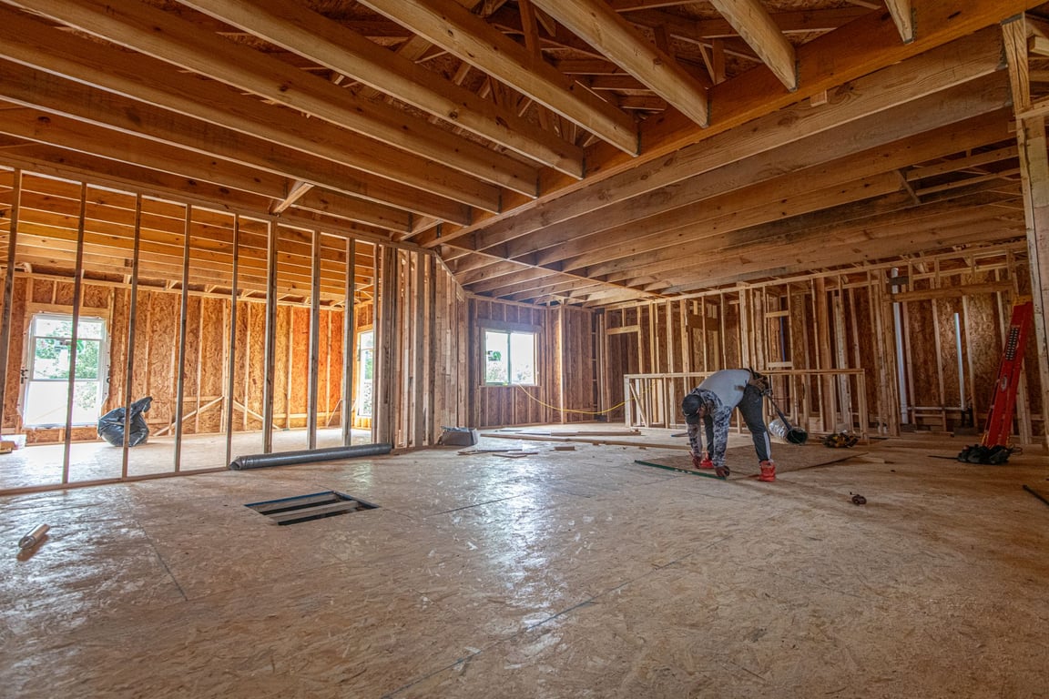 Crawl Space Contractors Near Me: How to Choose the Right Pro for Your Home