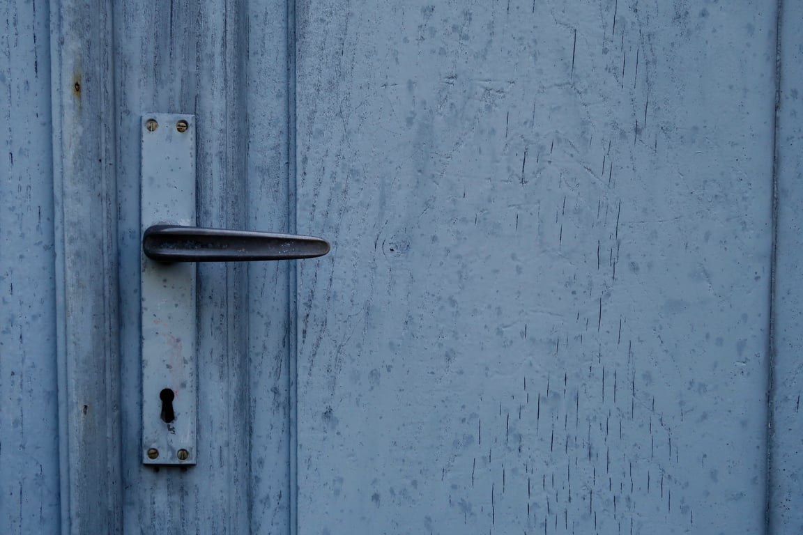 Yale smart lock front door