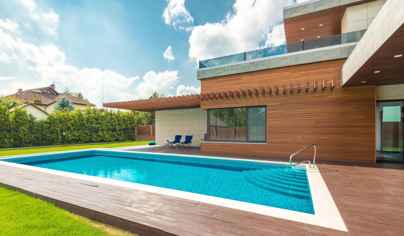 Fiberglass Pool Repair Near Me: How to Find the Right Local Specialist