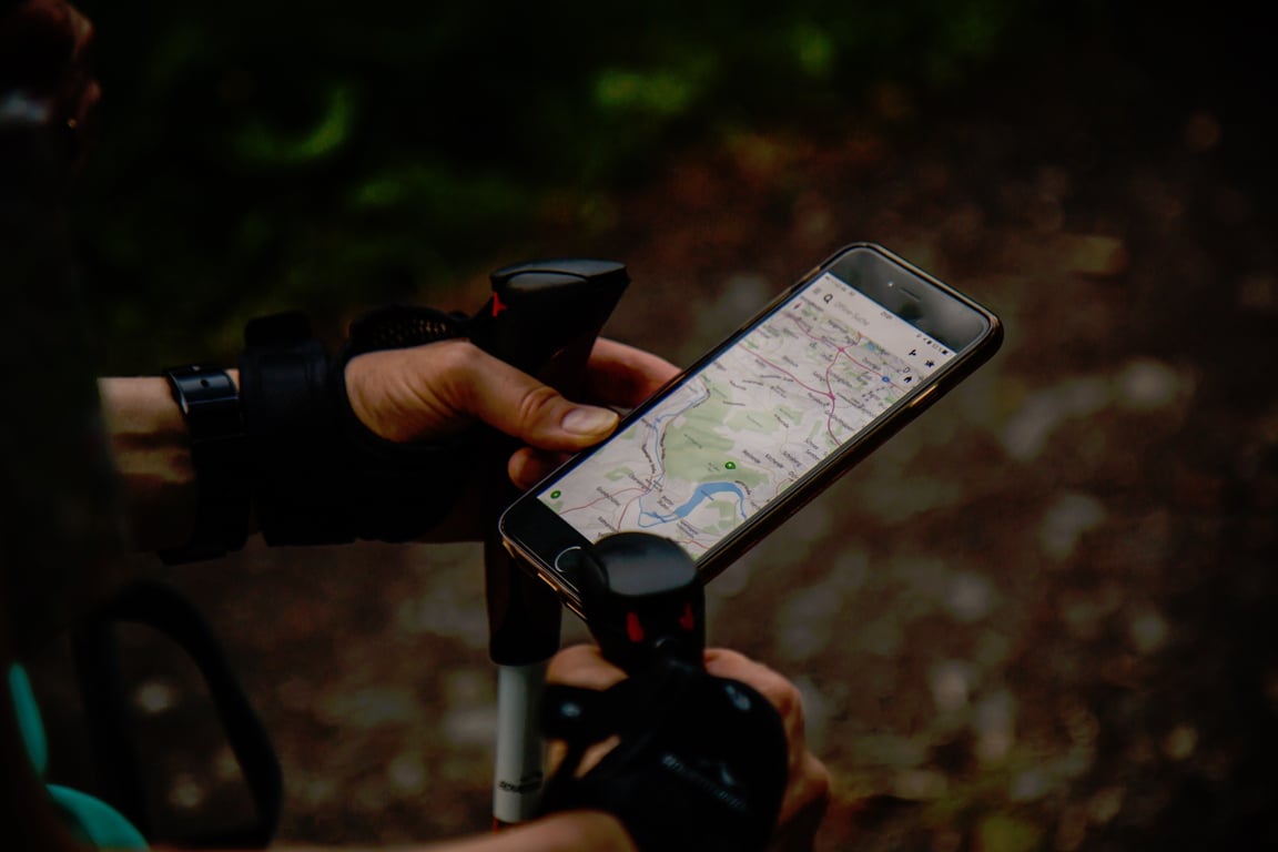 smartphone GPS map