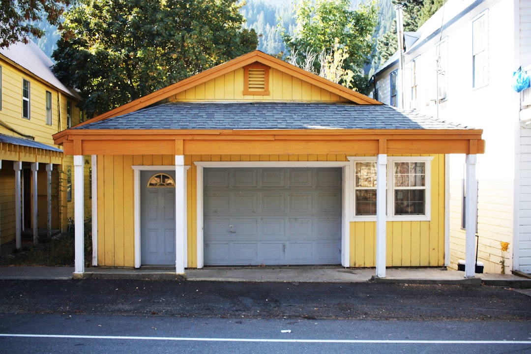 Garage Roof Replacement: Warning Signs, Costs, and Contractor Questions