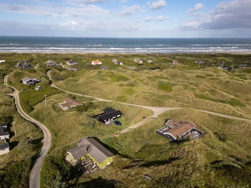 Image describing Top 7 Best Beach Houses for Rent Now in 2026?