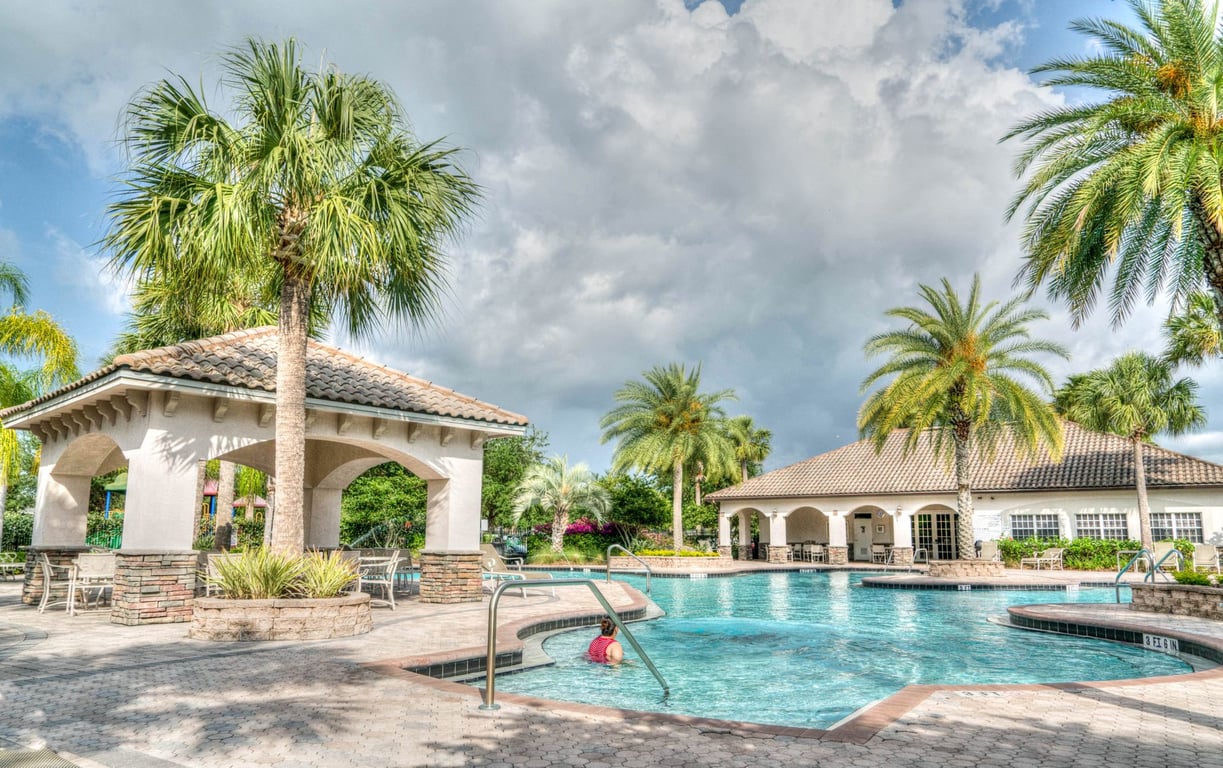 Pool Repair Near Me: How to Find a Qualified Local Service Technician