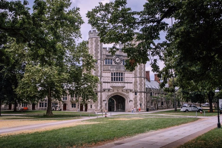 Image describing Top 10 Best US Universities for MS in 2026