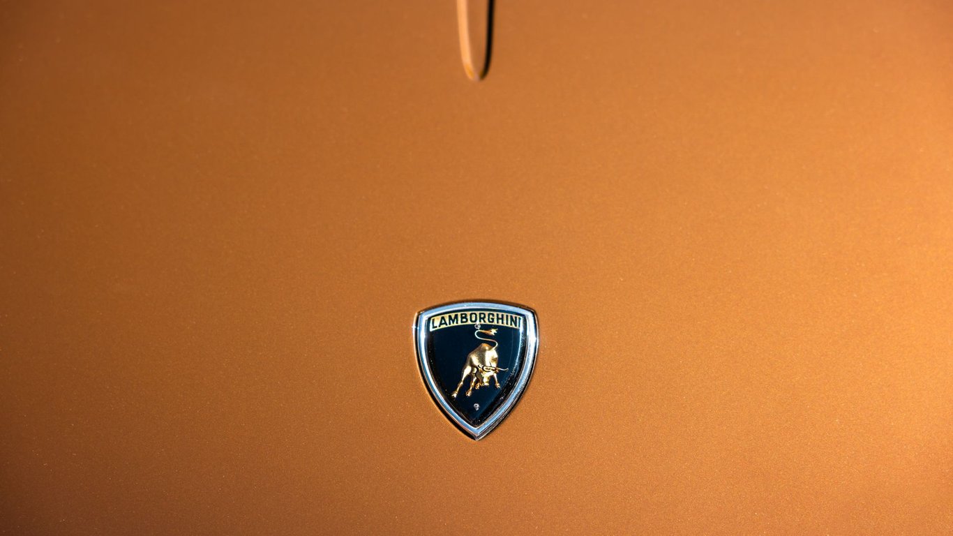 All-Electric Luxury SUV: What Matters Beyond the Badge