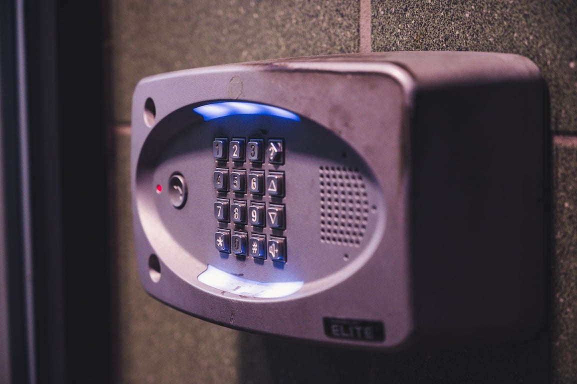 A 1 Garage Door: Smart Selection, Safety, and Maintenance Essentials