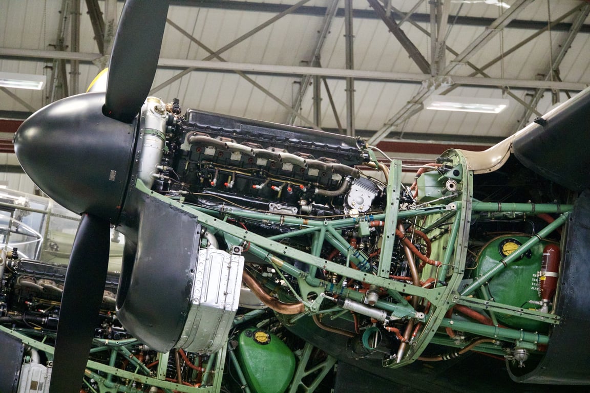 boat engine maintenance