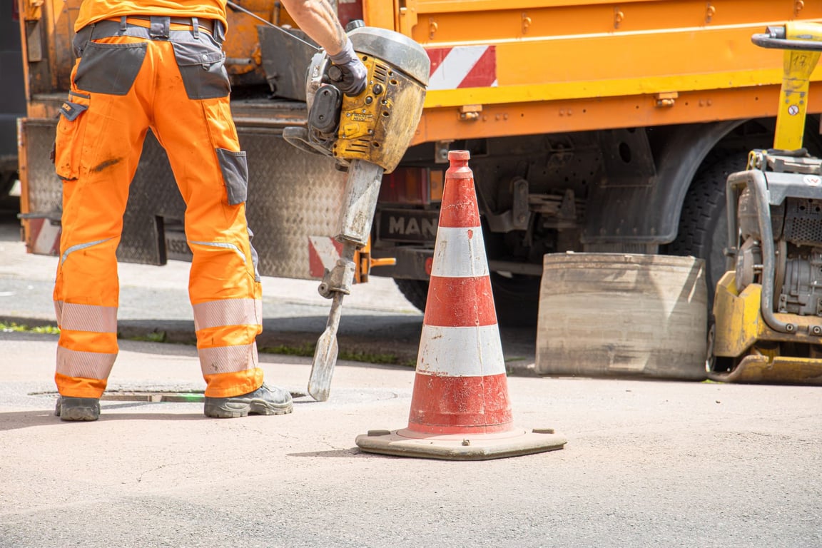 Heavy Truck Repair Near Me: How to Choose a Shop That Keeps Your Fleet Working