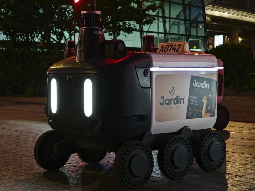 Image describing How to Deploy Autonomous Mobile Robots Fast in 2026?