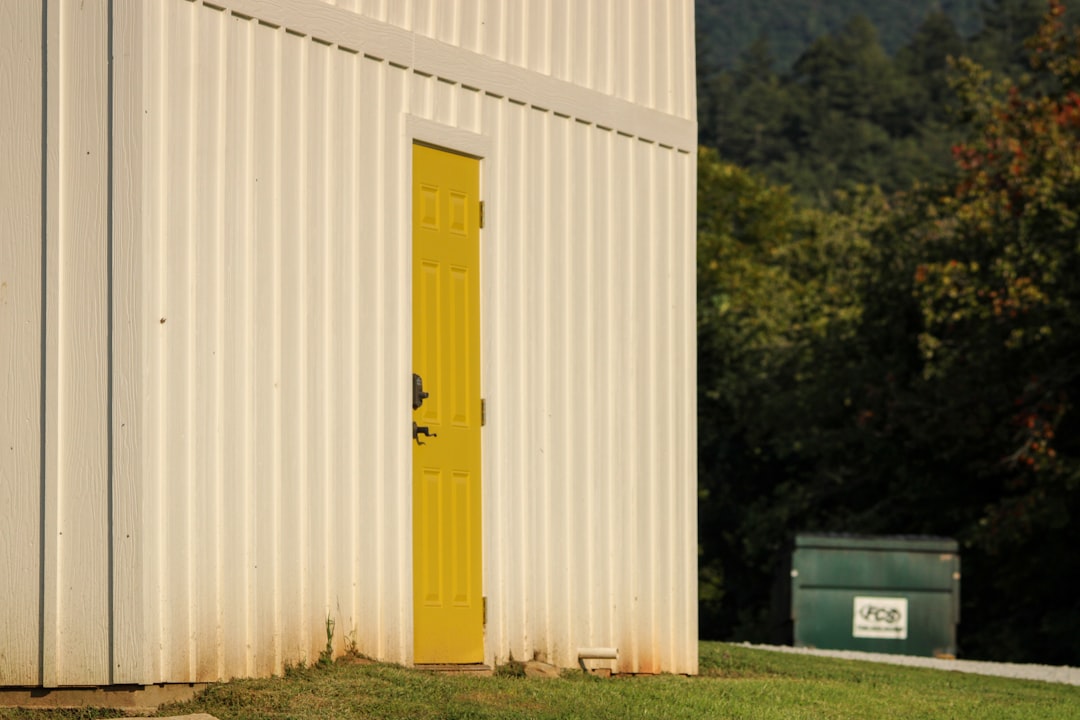 Solar Battery Storage System: How U.S. Homeowners Can Size, Compare, and Budget Wisely