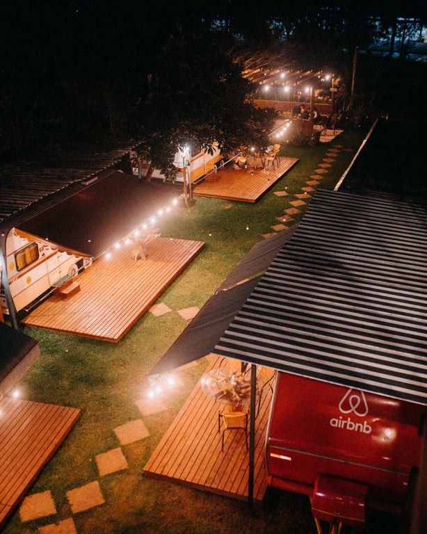 travel trailer campsite setup