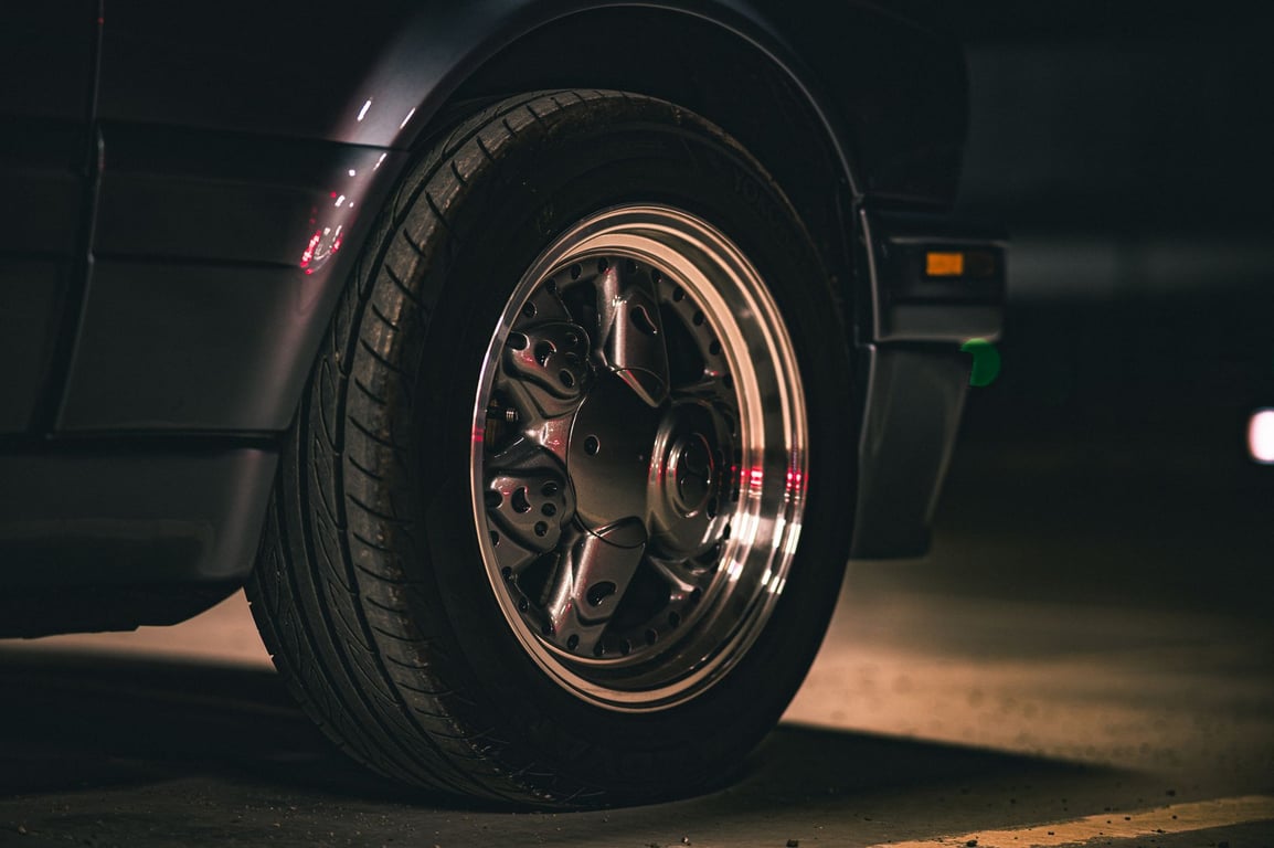 Car Tyre Replacement: How to Choose the Right Tires for Your Vehicle