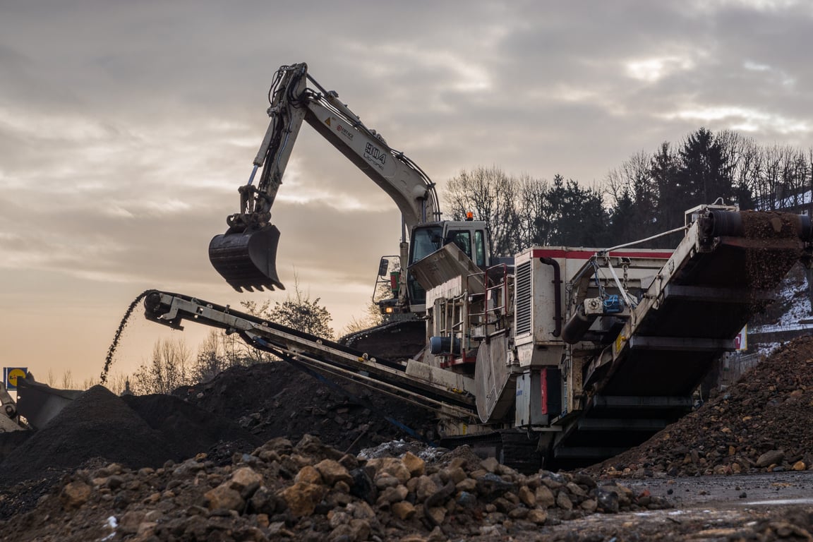 backhoe loader inspection