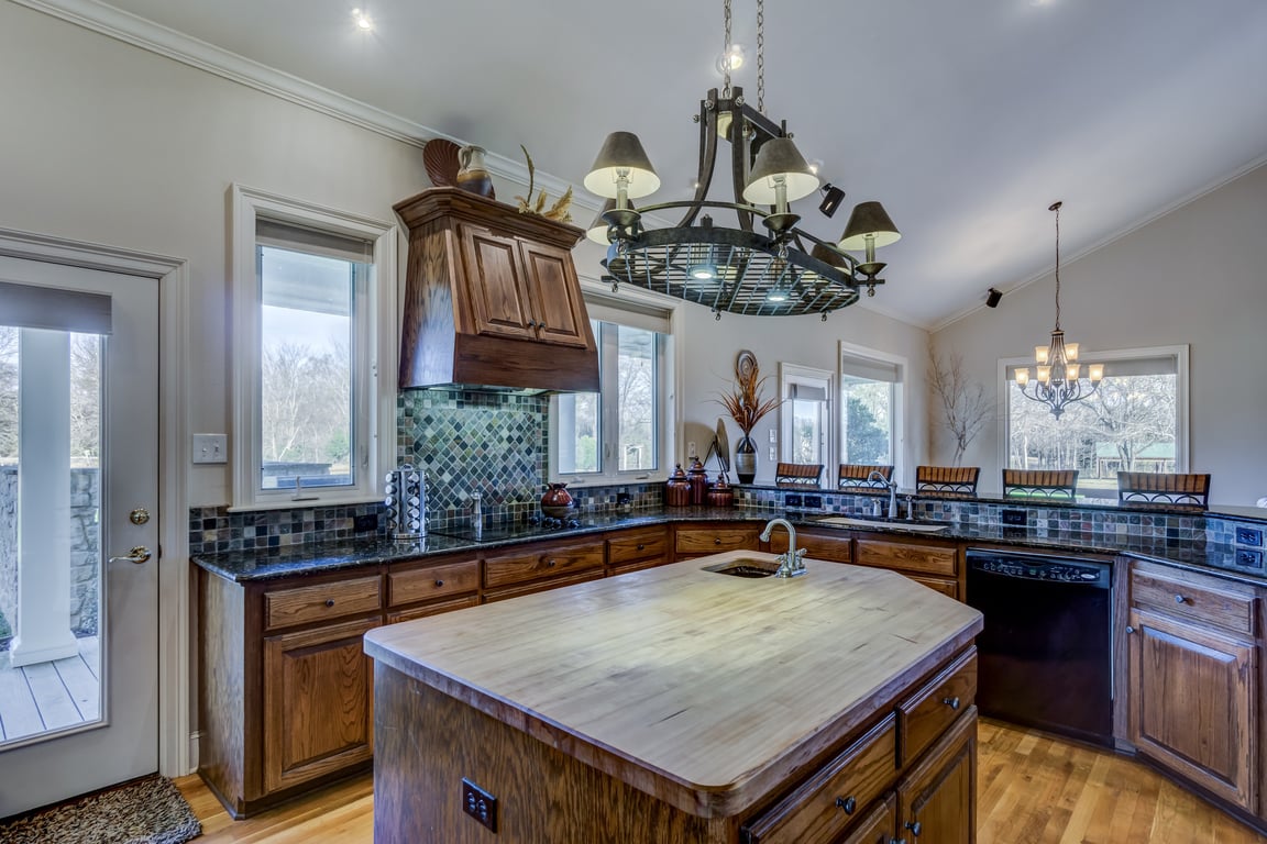kitchen backsplash tile