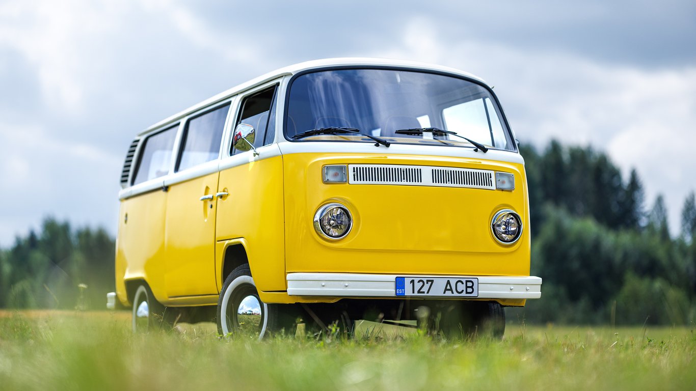 Volkswagen service technician