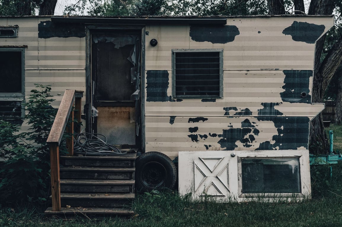 Trailer Tire Pressure: Why the Sidewall Rating Matters for Safe Towing