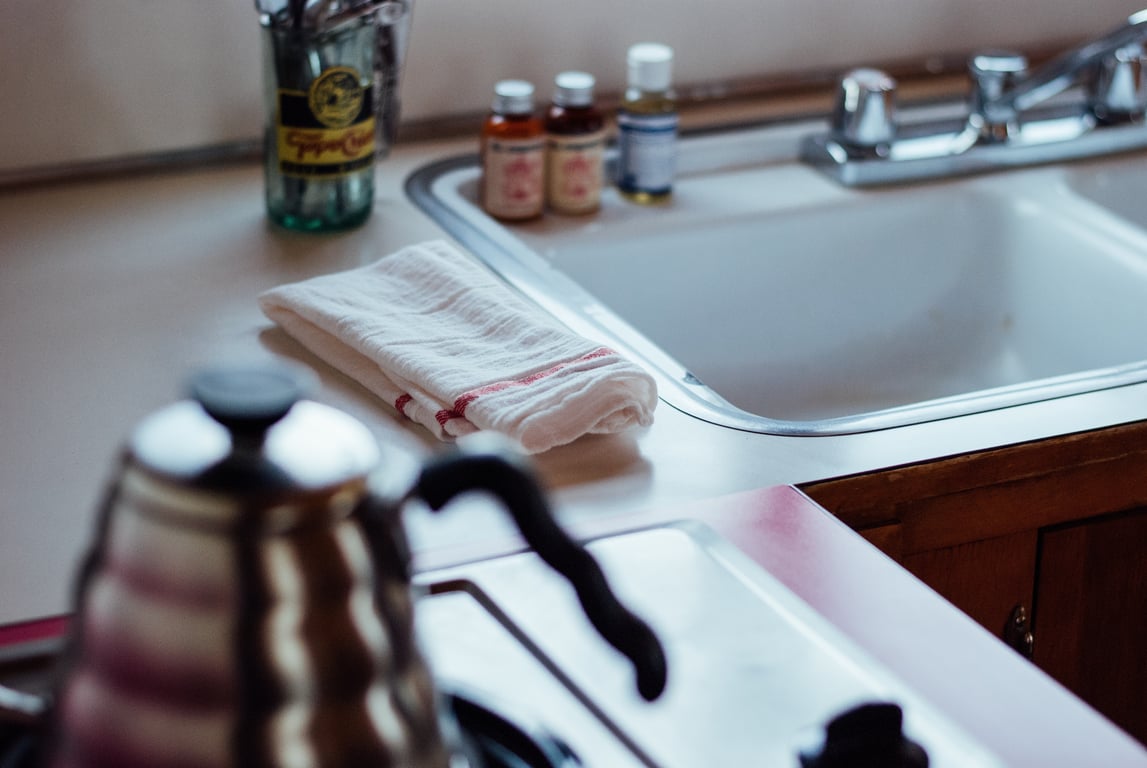 kitchen sink installation