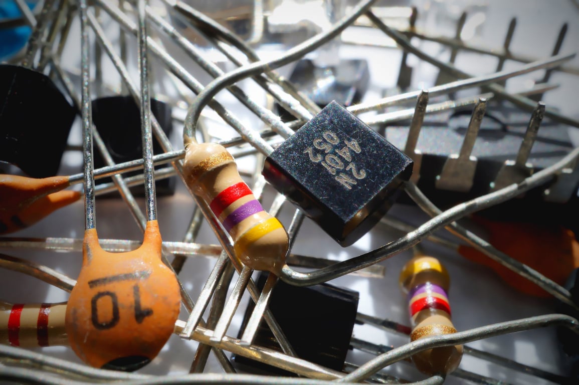 outdoor AC unit capacitor