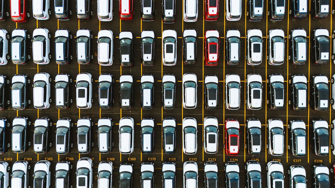 EV Cars Available Now: How to Compare Range, Charging, and Ownership Costs