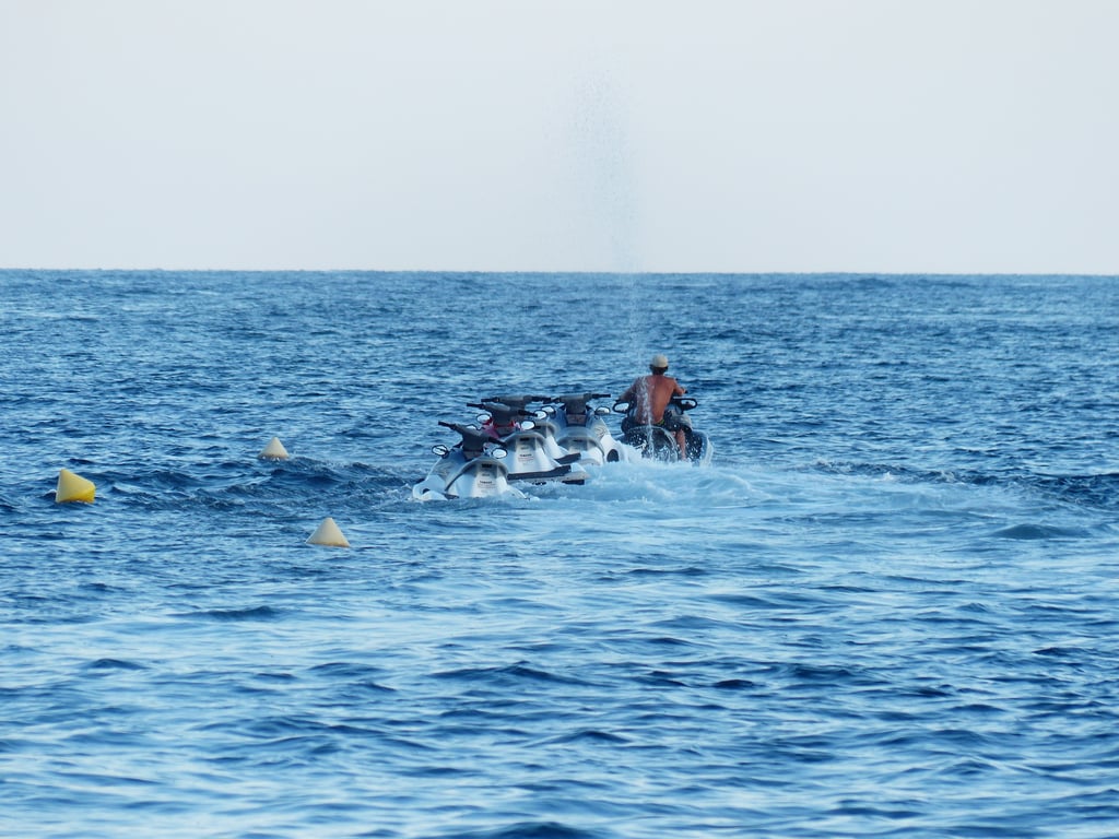 boat trailer roadside towing