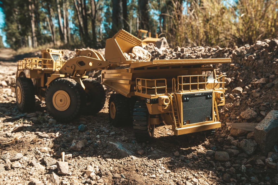 earthmoving haul trucks
