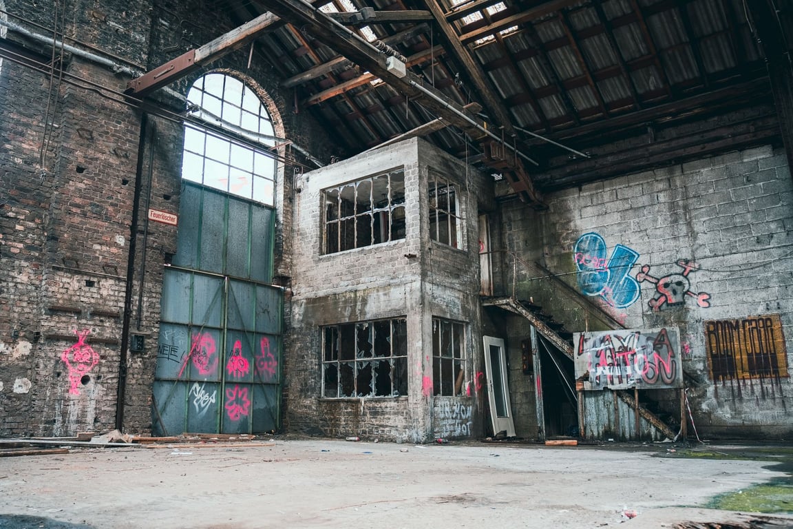 Small Warehouse Space for Rent Near Me: How to Find the Right Fit Without Overleasing