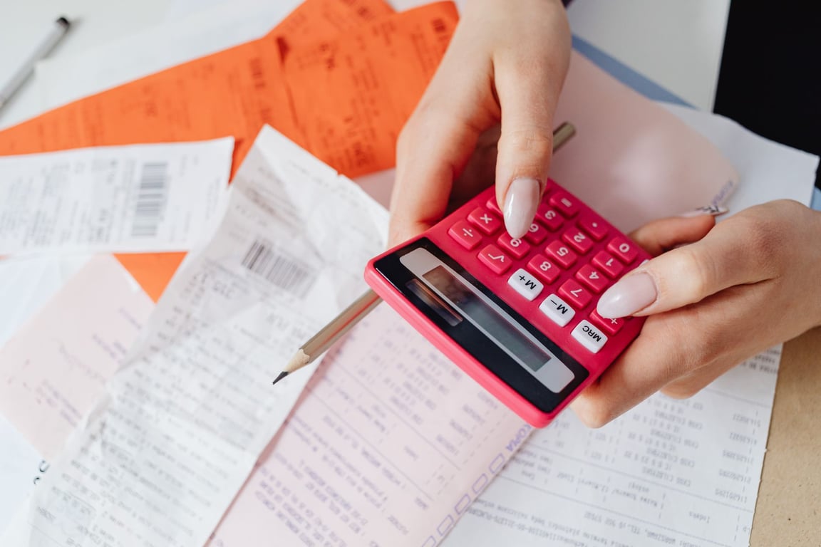 Solar Installation Cost: What U.S. Homeowners Should Compare Before Signing a Proposal