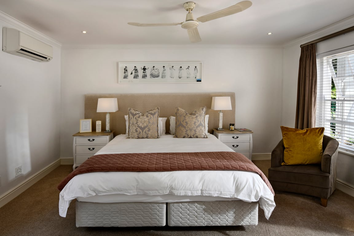 bedroom carpet
